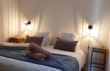 La Pomerolaise, Charmant appartement rénové dans une maison typique vigneronne - Foto 26