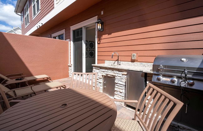 Modern Chic Home Mickey and Toy Story Rooms - Foto 21