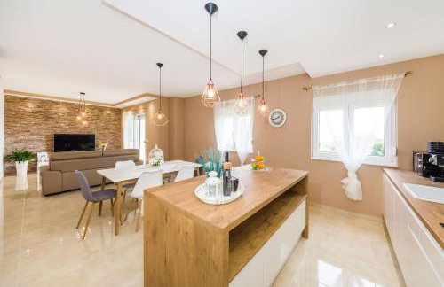 Little Dream - Foto 27