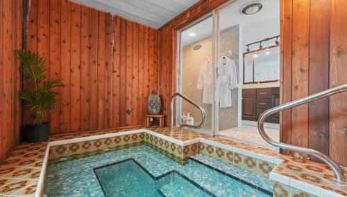 Golf Cart-Jacuzzi-Surfing Abode on Hutchinson Island - Foto 1