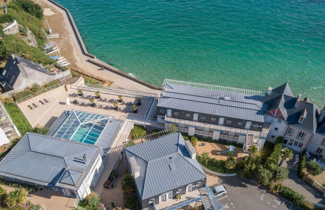 Seafront Apartment Near a Beach - Foto 12