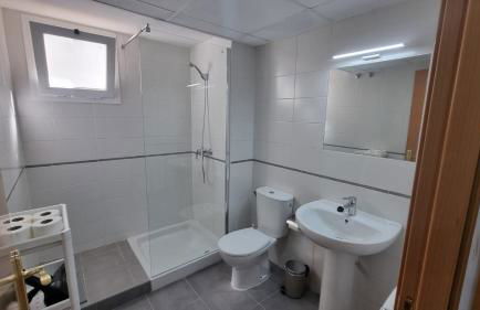 Moderno Apartamento 3 dormitorios y piscina - Photo 17