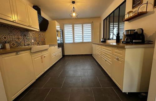 La Dragonnière Maison AVEC jardin - Foto 11