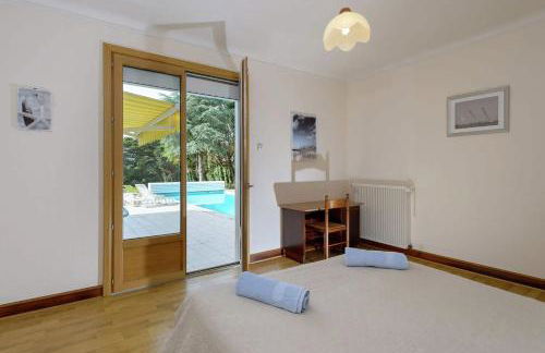 Villa spacieuse à Concarneau avec piscine privée - Photo 18