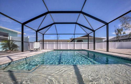 1 BR, Heated POOL, 1 Mile direct gulf access, GREAT Location, Dockage , Apt C - Foto 9