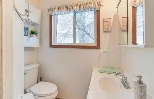 Lakefront Pelican Rapids Cabin with Boat Dock! - Foto 12