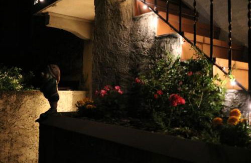 Bellano Cottage - With Private Garden and Garage - Foto 55