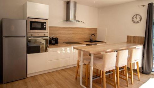 La maison des roses 4 Avignon - Photo 5, stove, dishwasher, pet friendly, toaster, minibar