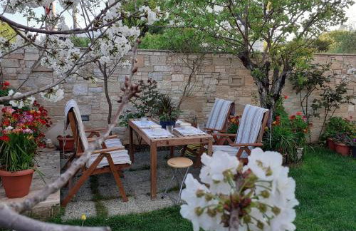 Near the Airport & near the Metro and Suburban station"PEANIA-KANTZA" - Foto 14