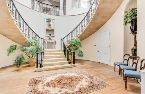 Beccles Georgian Mansion l 9 Bedrooms, Hot Tub & Parkland - Foto 43