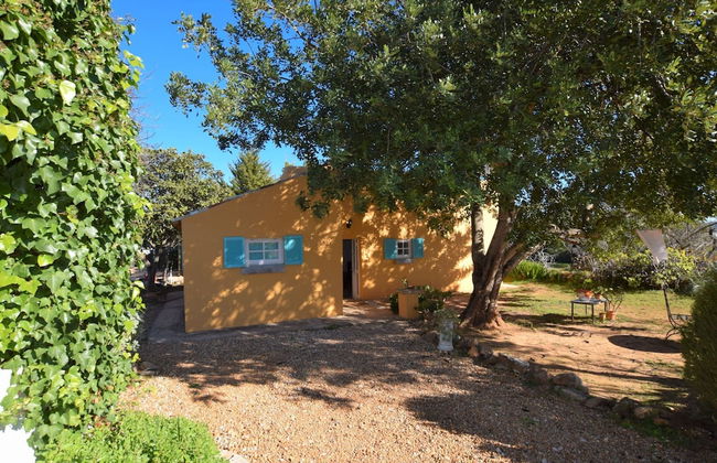 Elegant Loule Mansion With Pool - Photo 37