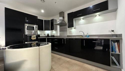 2 Bedroom Riverside Property with Roof Terrace - Foto 5, stove, dishwasher, pet friendly, minibar