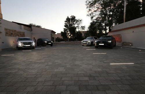 Spacious & Luxurious - Fully Renovated & Equipped 2BR Suite - Historical Centre - Photo 30