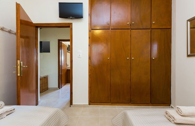 Gorgeous Villa With Pool & Gardens - Foto 7