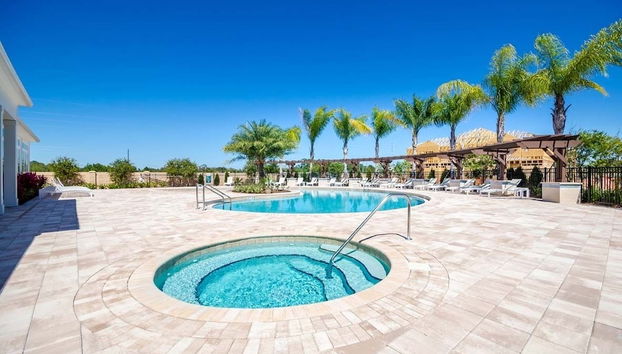 West Lucaya Resort - Foto 4, Piscina