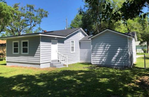 Duval Den |3BR & Backyard|15 Mins to Downtown JAX - Photo 41