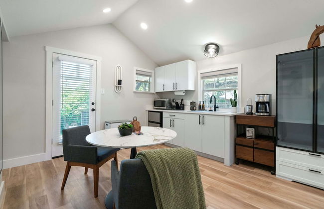 Chic Studio Walkable to Soco! - Foto 7