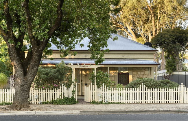 Miriams Cottage - Photo 1