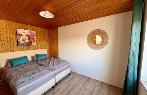 Renovated until May - dream house with garden and billiards - Photo 11