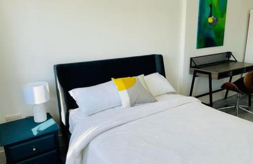 Stunning huge openplan 2Bed flat - Photo 25