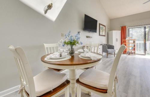 Baytree Golf Colony Studio about 5 Mi to Beach! - Foto 9