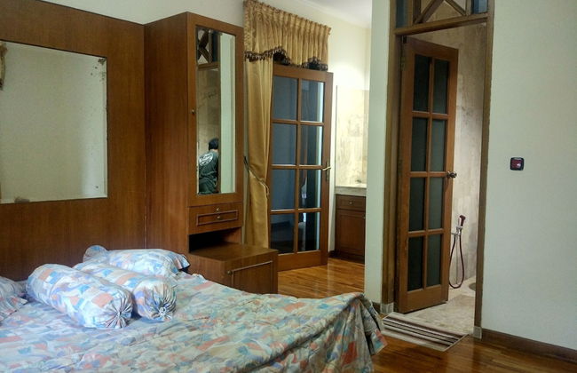 Villa Beverly Hills Puncak for 50 pax - Photo 3