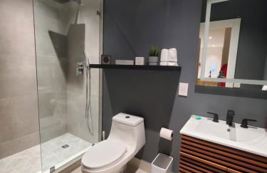 Casa Cuba in Little Havana, Brickell, Calle 8 and 10 minutes to the Beach FREE PARKING - Foto 35