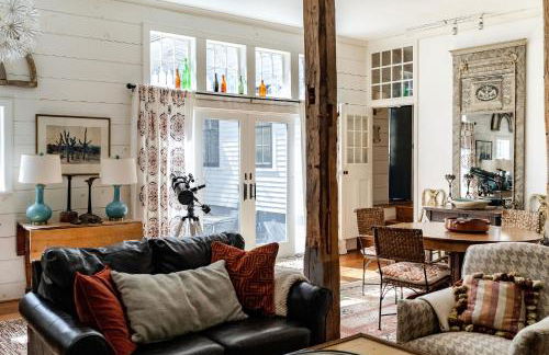 1850s Maine Farmhouse featured in Condé Nast Traveler with 11 Acres Near Water - Foto 5