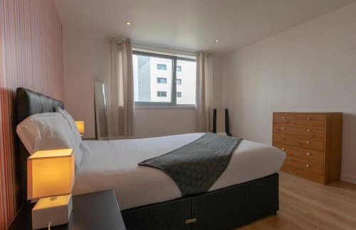 Britannia Apartments - Photo 40