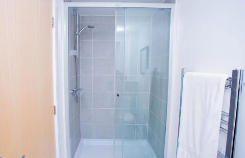 Mills Apartment - Two bedroom en-suite apartment - Photo 8