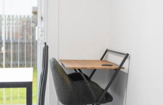 Modern 3 Bed Home in Bathgate with Garden - Photo 18