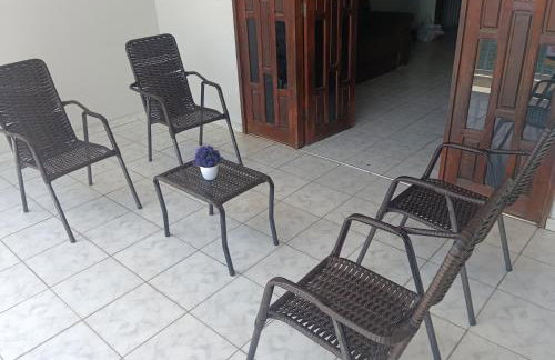 Duplex Até 10 Hóspedes 3 quartos Ar condicionado 2 camas casal 5 camas solteiro Garagem para 3 carros proximo ao Centro e Shopping - Foto 19