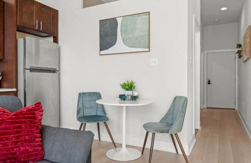 Modern 1BR Apartment Downtown Philly Near MET - Foto 8