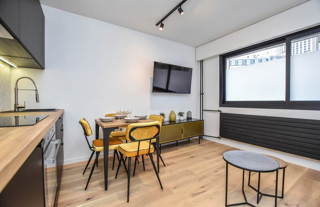 Welcoming Apartment - 1br/4p - Arc de Triomphe - Photo 12