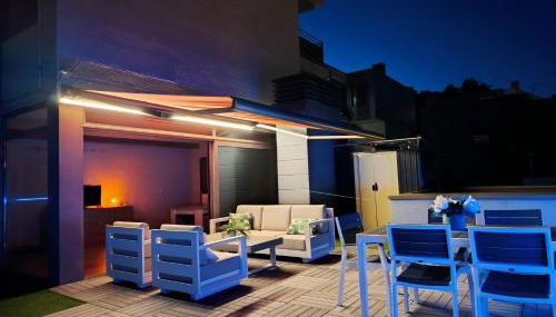 Ático Chill-Out de lujo con piscina y garaje gratis - Foto 3