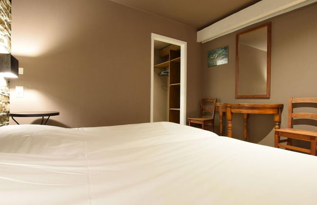 Alluring Farmhouse in Lavacherie with Hot Tub - Photo 3