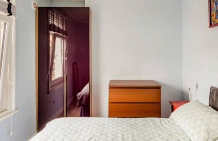 Duplex with free parking - Photo 8