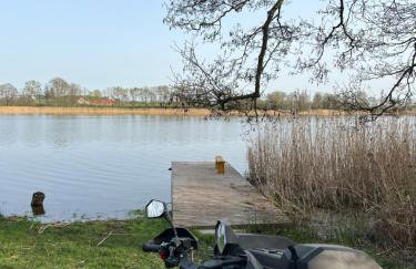 Domek nad stawem - Foto 3