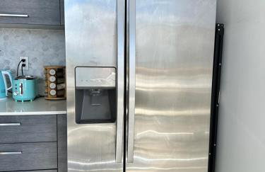 Art-filled Loft 180 Views, Rooftop Pool, Parking - Foto 35