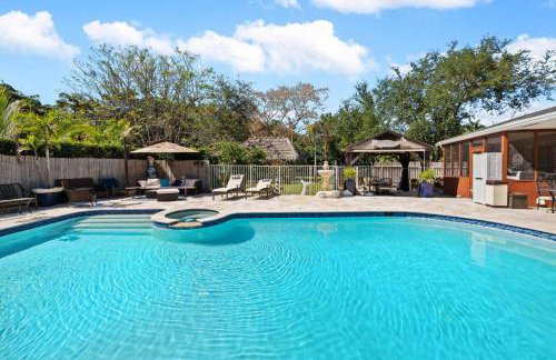 The Creek Resort - Revamped Chic 4BR Haven with Massive Pool, Hot Tub, and Outdoor Space - Foto 16