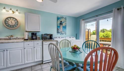 Pet-Friendly Condo Steps to Beach, Dining & Shops - Foto 5