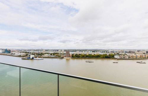 Executive Waterfront Split Penthouse - Foto 35