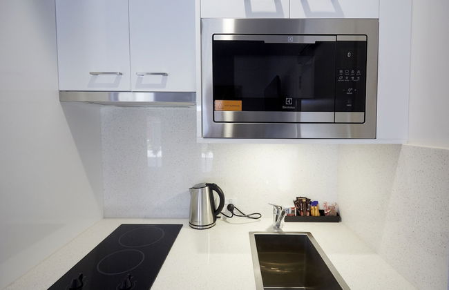 Mansi on Raymond - Photo 22