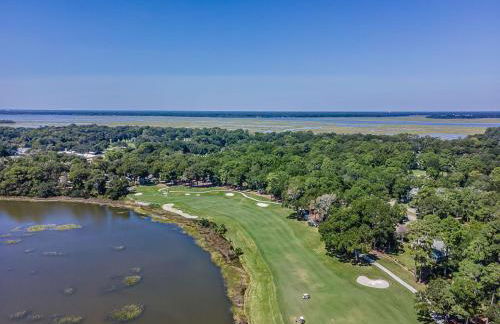 New Listing! Water Views with Short Walk to Dataw Clubhouse and Pool - Sleeps 6 - Foto 48