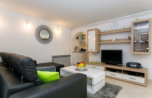 Lovely Apartment With Terrace & Garden Grill - Foto 7