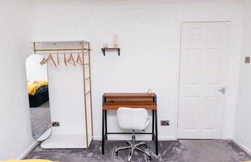 3 Bedroom House Manchester with en-suite Free Wifi and Parking - Foto 11