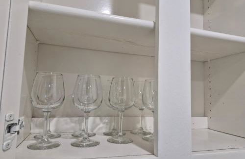 Stylish Newly Remodeled Home with Putting Green - Foto 26