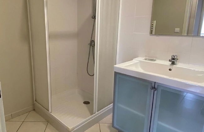 Luxury Villa With Covered Terrace in Chalais - Foto 11