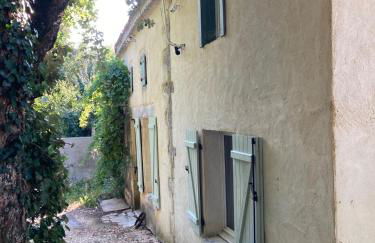 Rustic cottage with stunning swimming pool - Foto 13