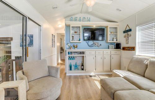 Community Pool and Perks! Nokomis Home 3 Mi to Beach - Foto 5